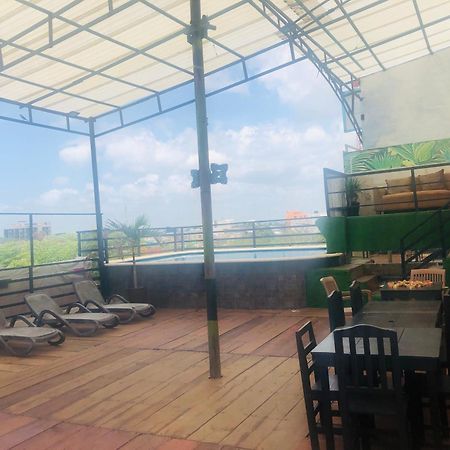 Easy Hotel Playa del Carmen Exterior photo