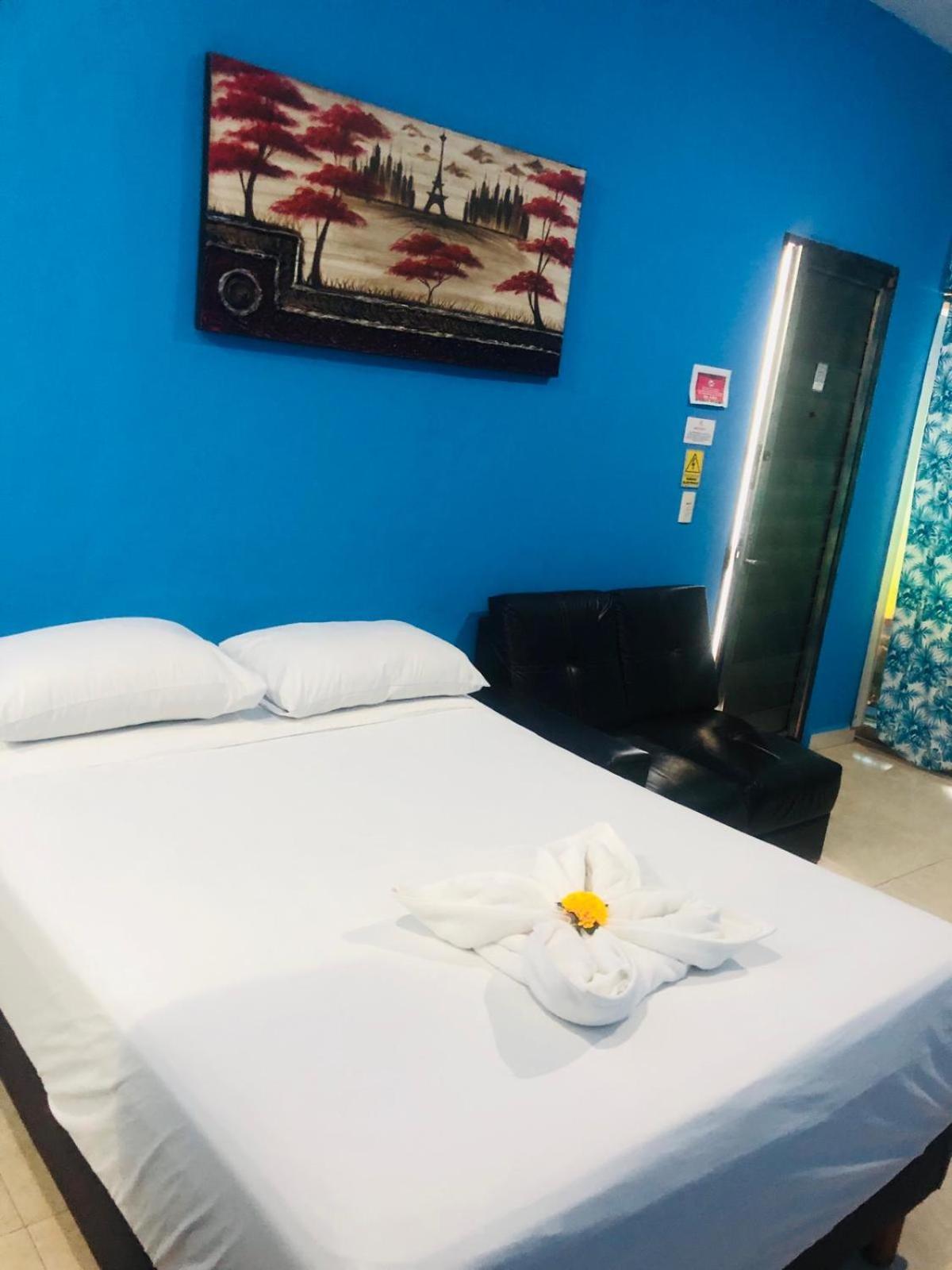 Easy Hotel Playa del Carmen Exterior photo